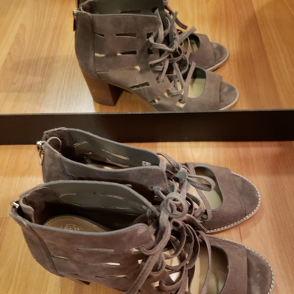 Vince Camuto Shoes - Vince Camuto Tan Suede Heel.